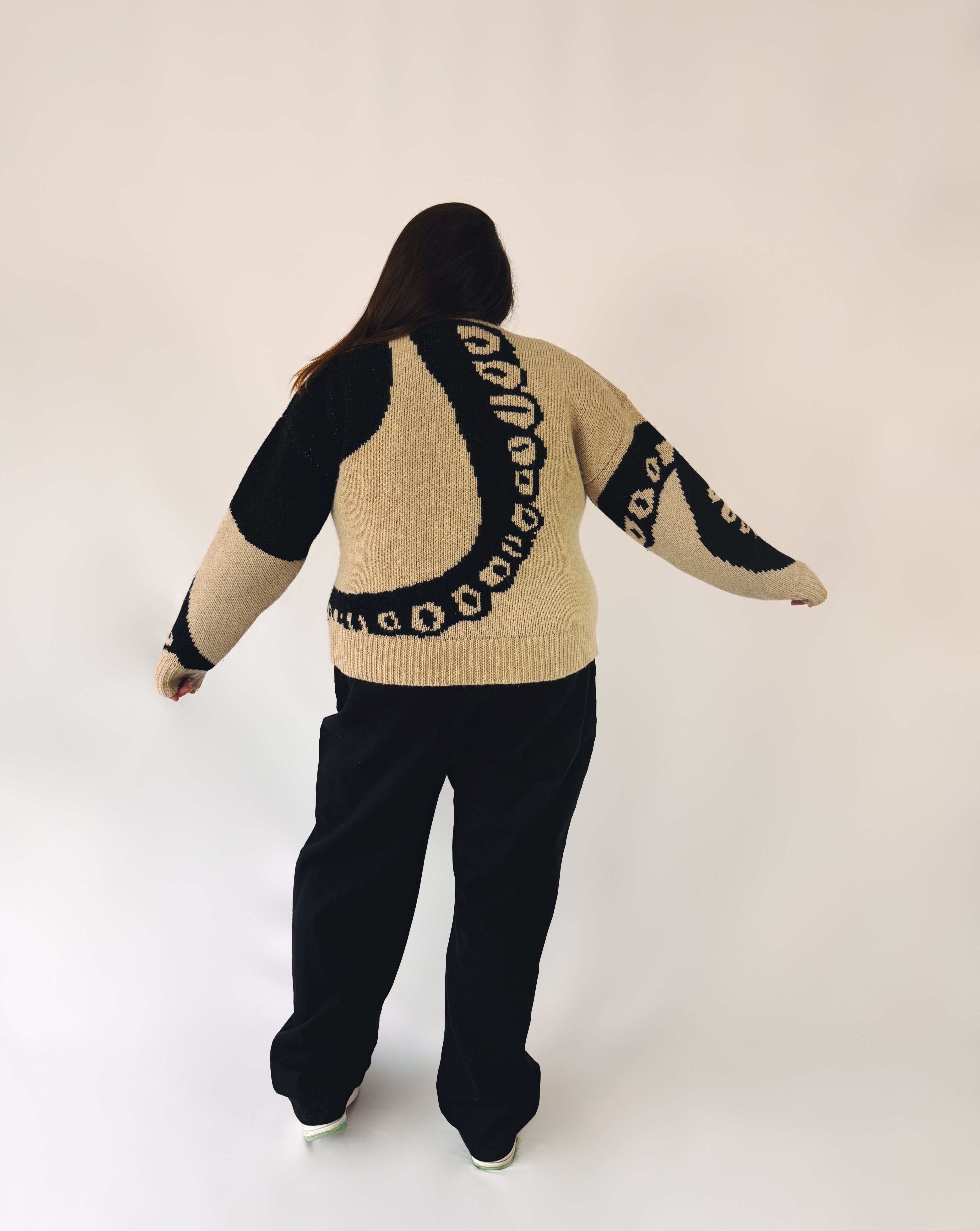 Alice_in_Size_1_Octopus_back-VSCO.jpg