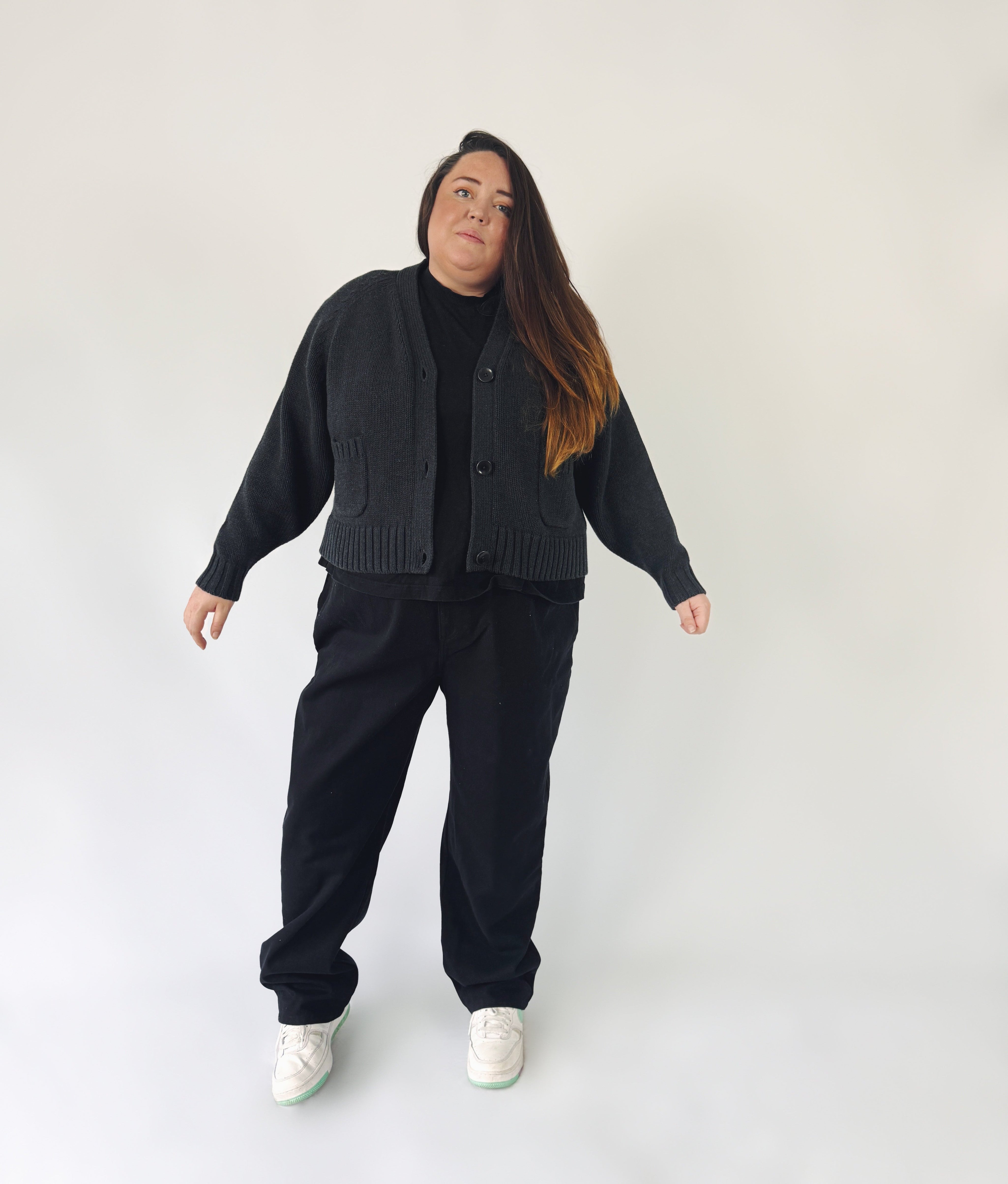 Alice_in_Size_2_Staple_cardi_undone-VSCO.jpg