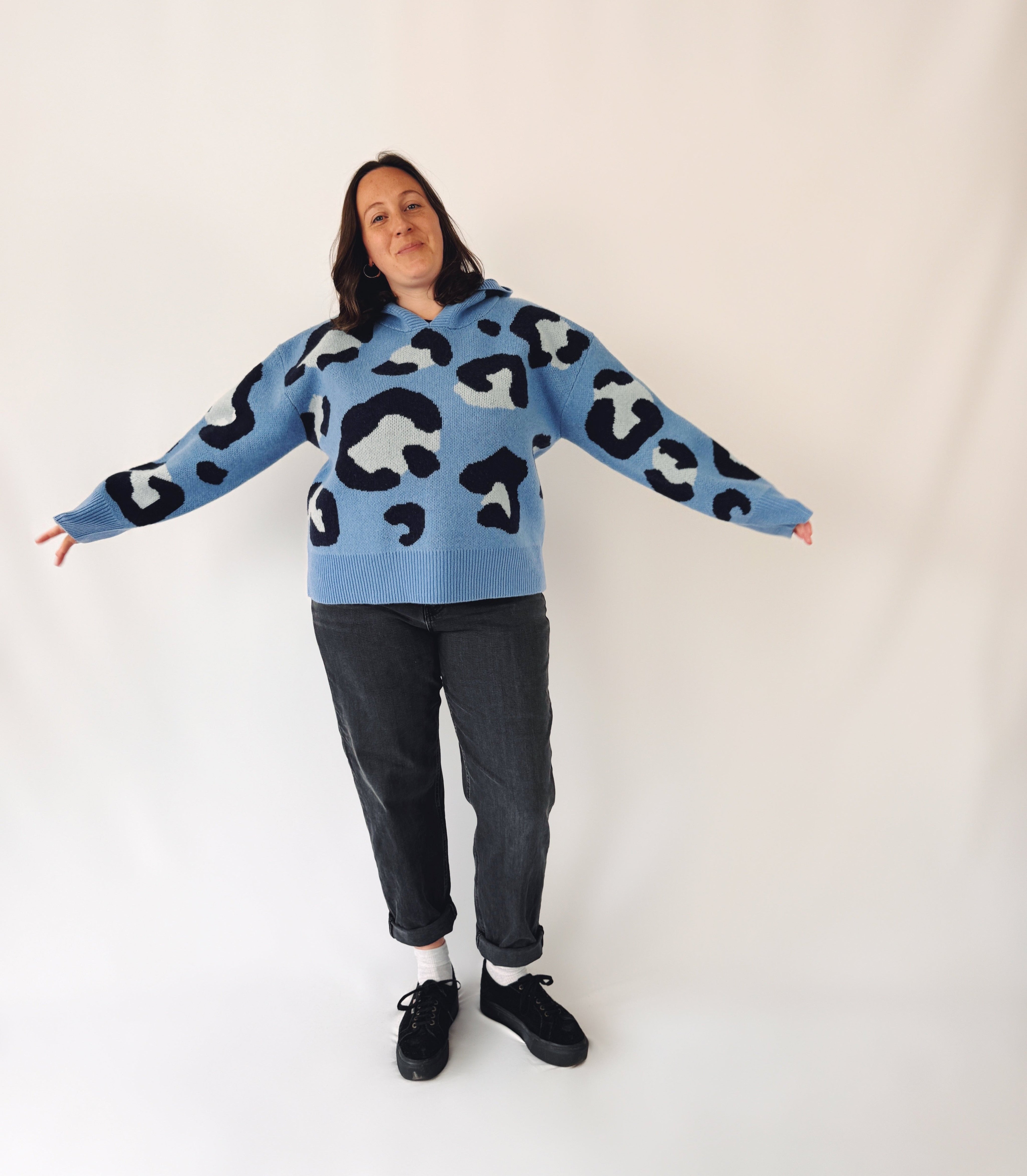 Amy_in_size_2_leopard_hoodie-VSCO-2.jpg