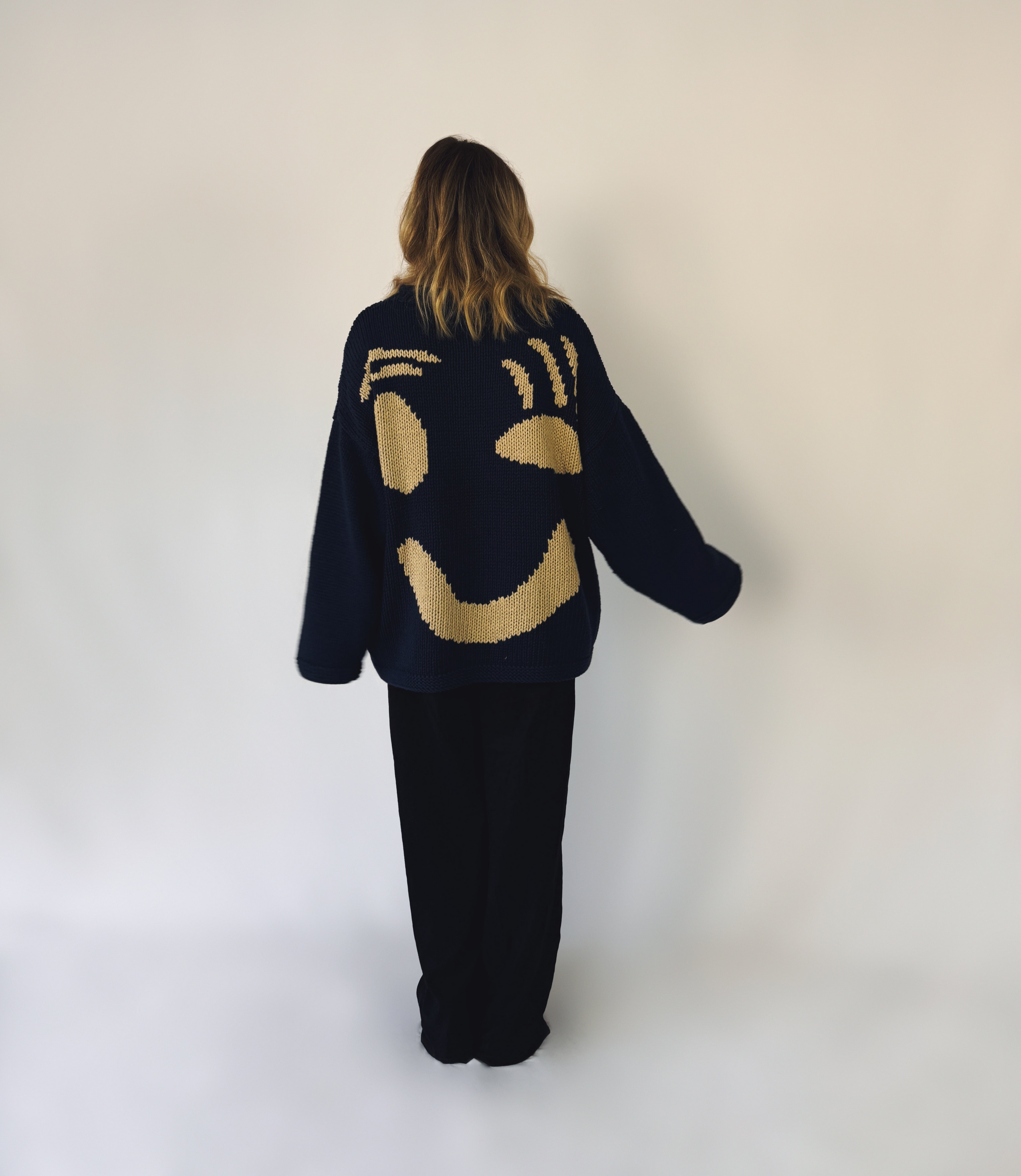 Cat_in_Size_1_FG_back-VSCO_eed99cbc-5047-453e-84ee-69abcadb245a.png
