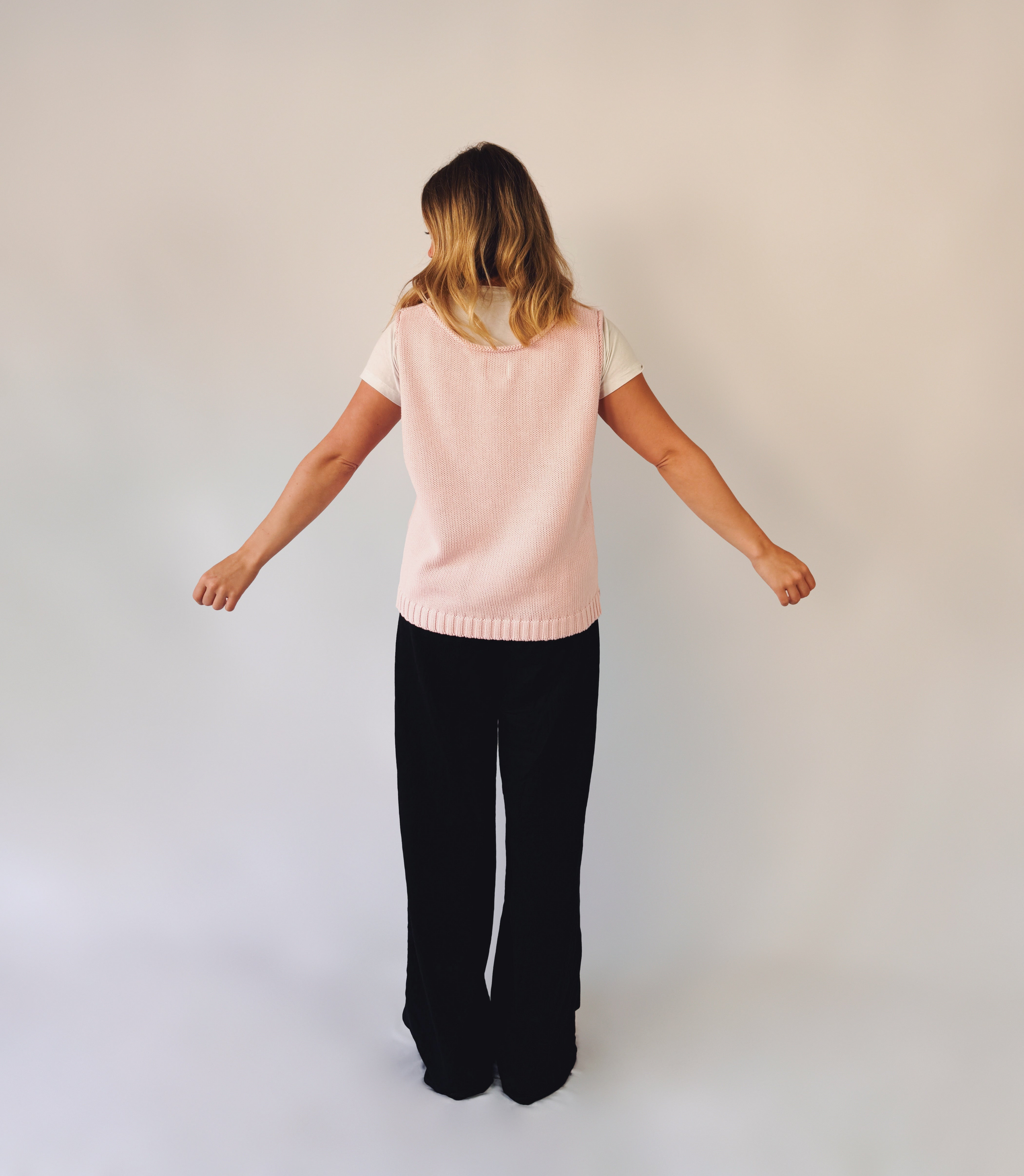 Cat_in_Size_2_Staple_Tank_back-VSCO.png