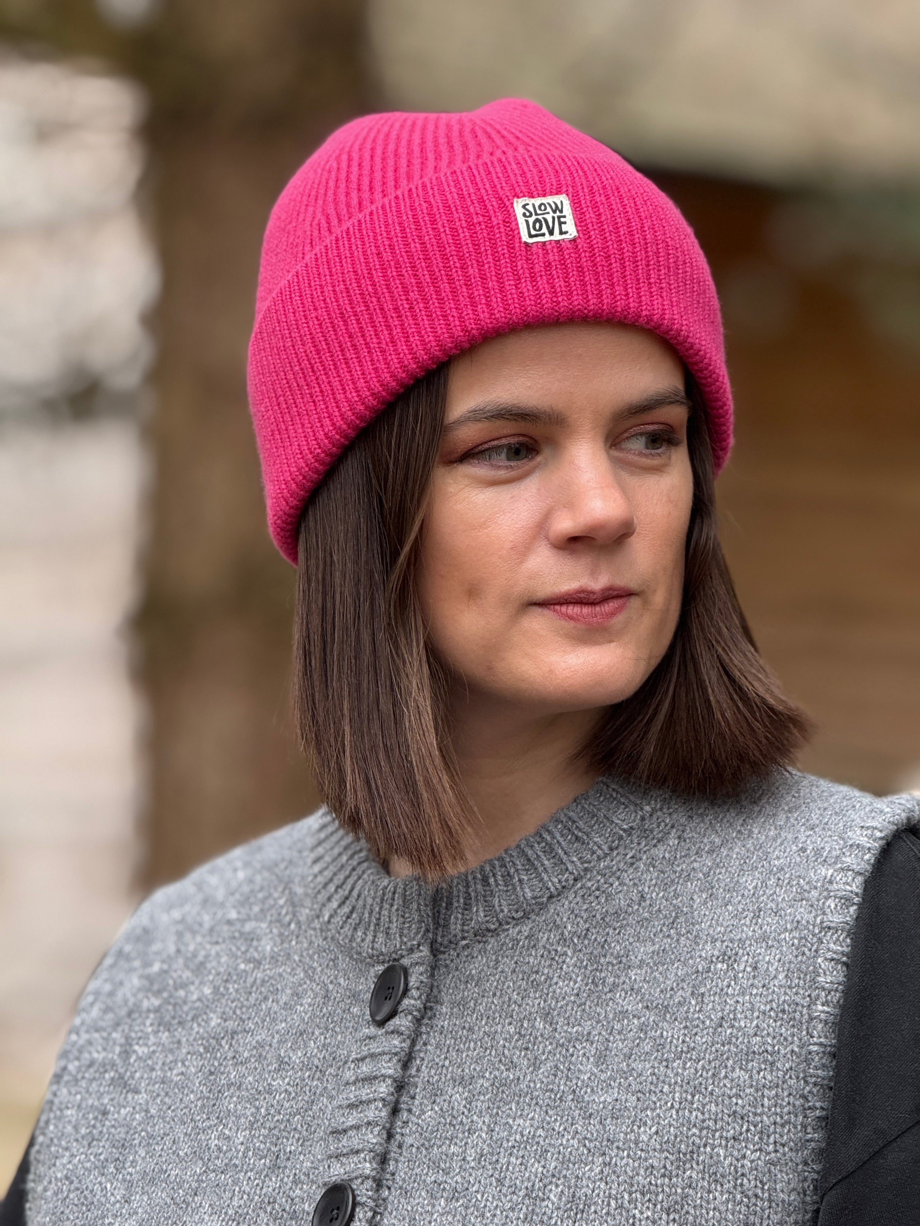 Staple Merino Wool Beanie - Cerise