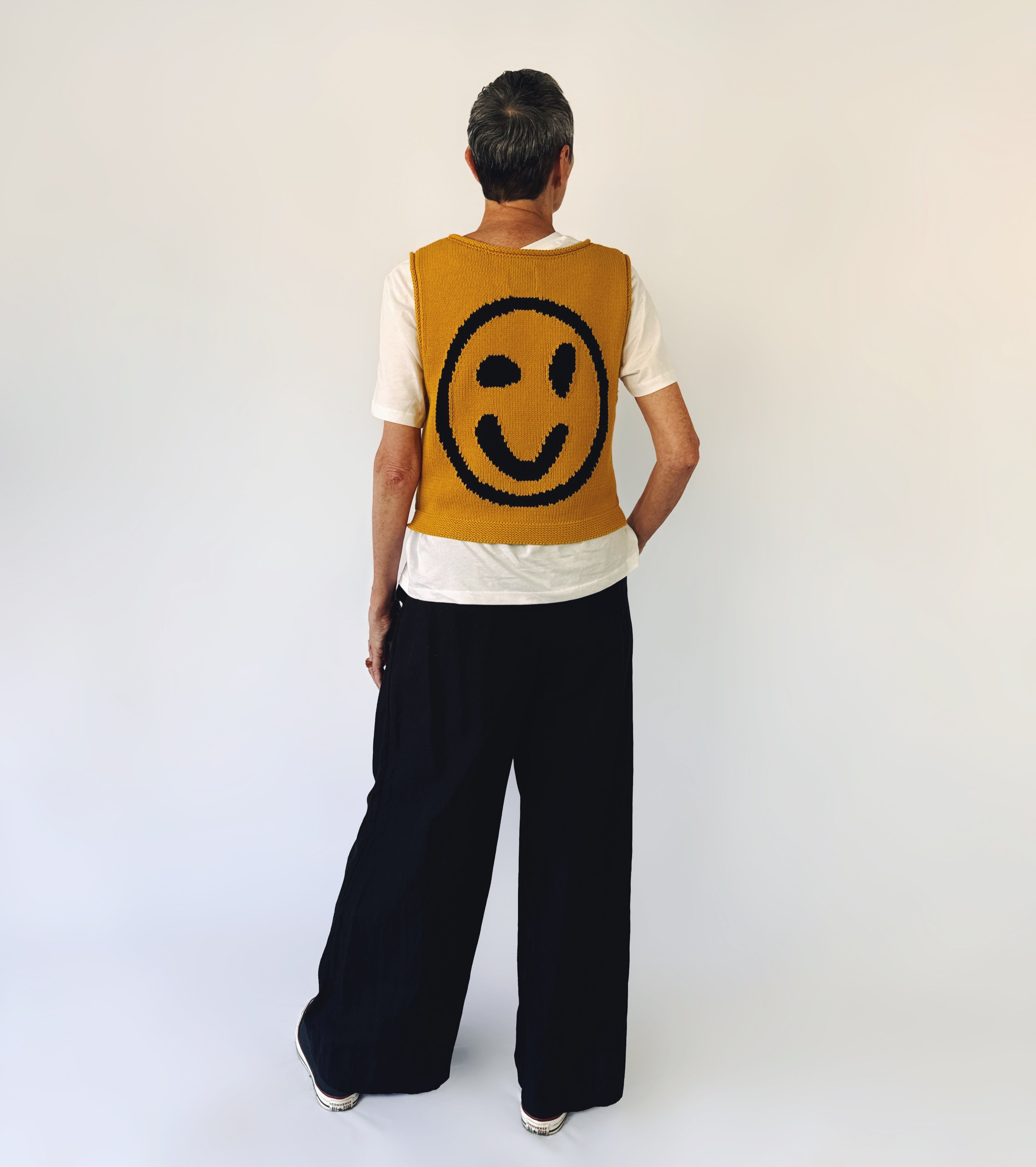 Isla_in_size_1_OST_back-VSCO.png