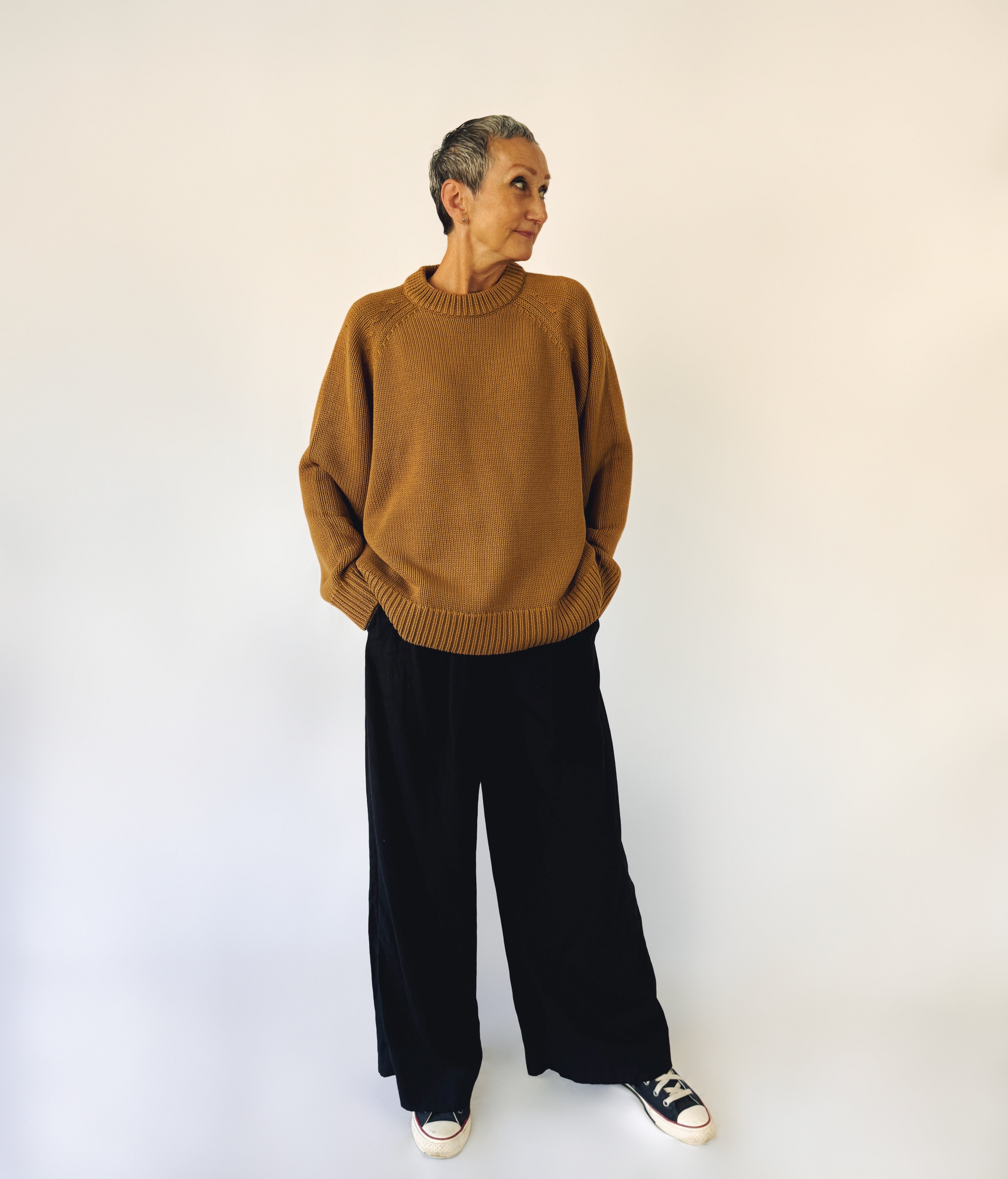 Isla_in_size_1_staple_crew-VSCO.png
