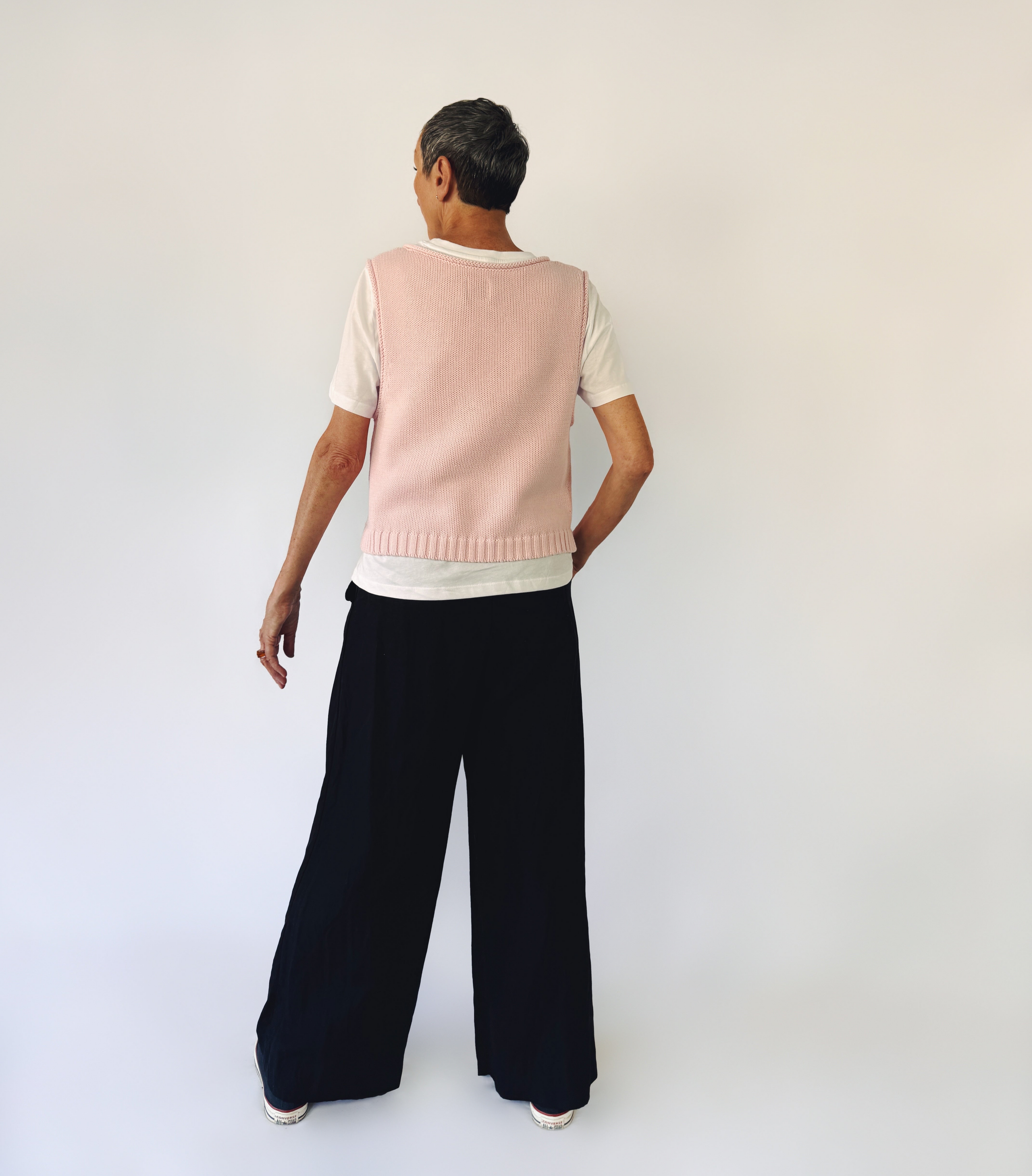 Isla_in_size_1_staple_tank_back-VSCO.png