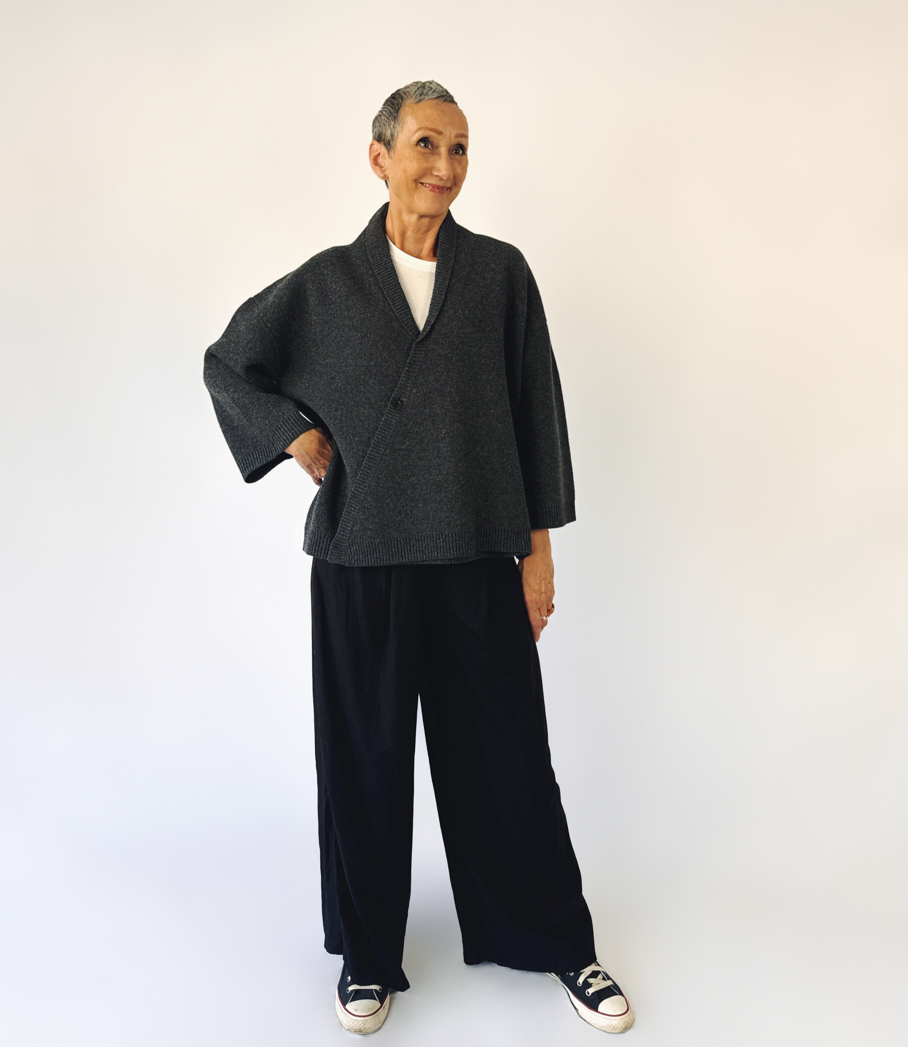 Isla_in_size_1_tiger_cardi-VSCO.png