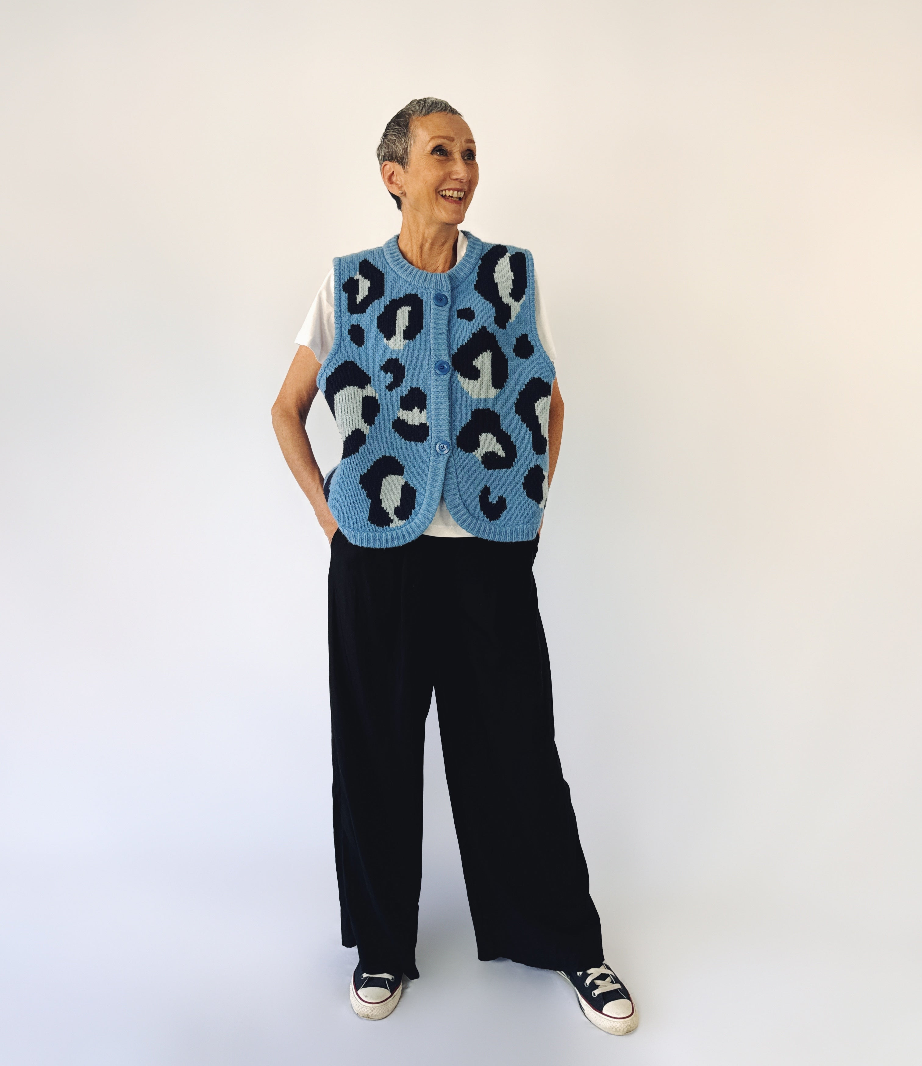 Isla_in_size_2_leopard_gilet-VSCO.png