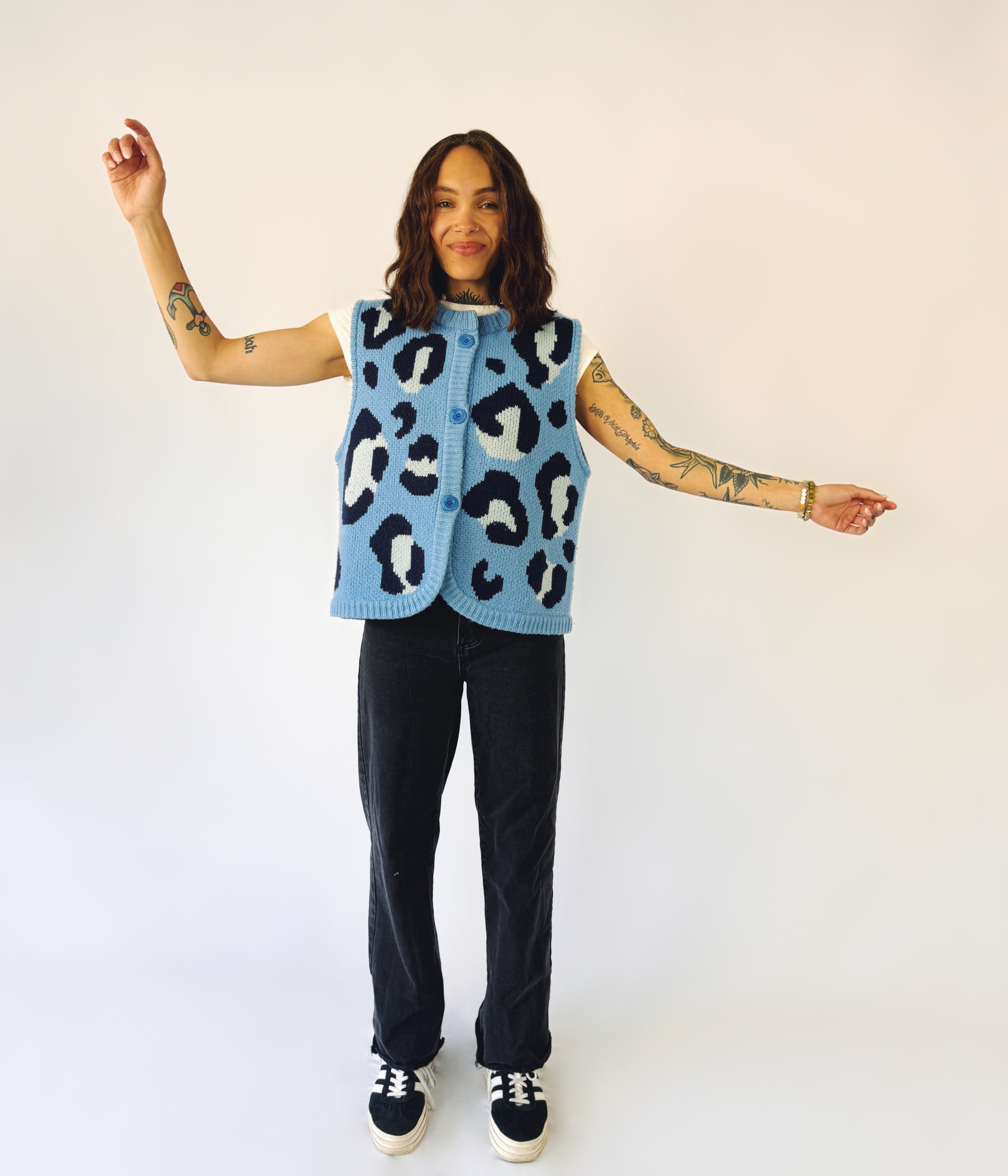Seany_in_size_2_leopard_gilet-VSCO.jpg