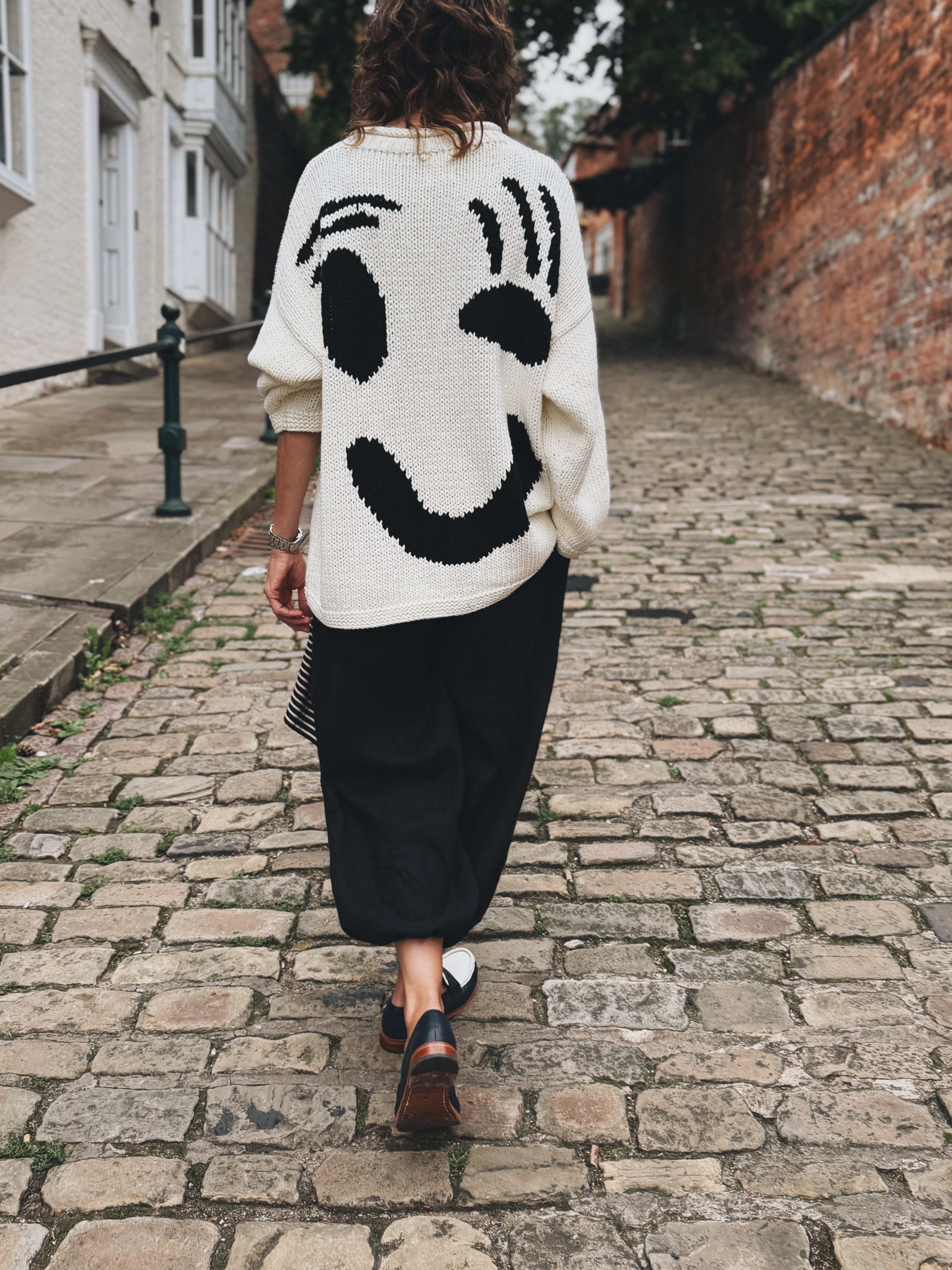 The FEEL GOOD Hand Knit Jumper - Monochrome