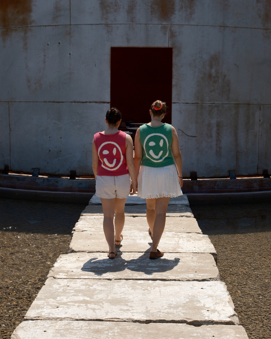 Boxy fit tank top with smiley face design and dropped armholes in 100% cotton